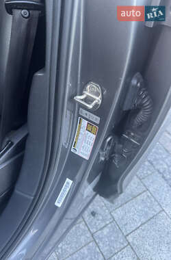 Позашляховик / Кросовер Audi Q7 2013 в 