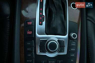 Внедорожник / Кроссовер Audi Q7 2006 в 