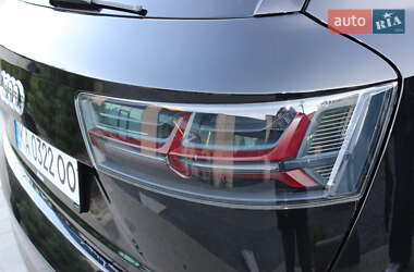 Позашляховик / Кросовер Audi Q7 2016 в 