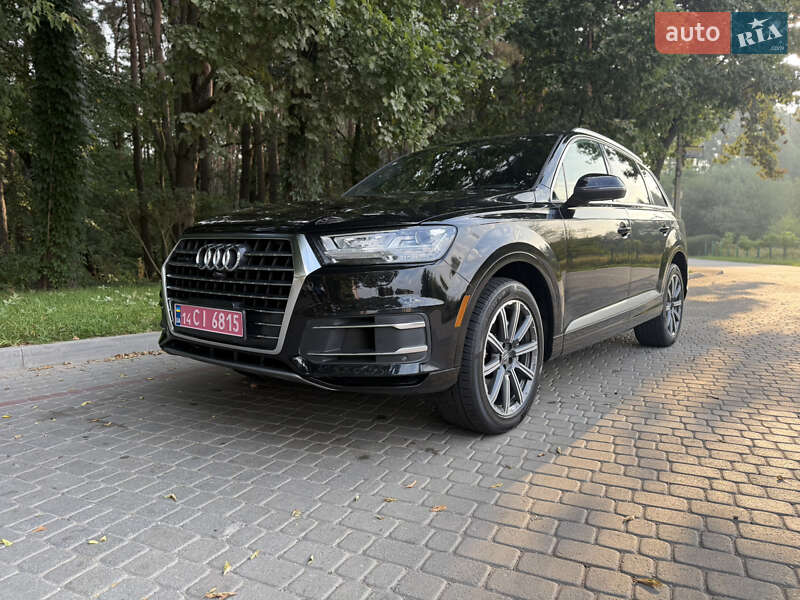 Позашляховик / Кросовер Audi Q7 2017 в Львові