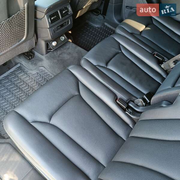 Внедорожник / Кроссовер Audi Q7 2017 в Дубно фото 53 Внедорожник / Кроссовер Audi Q7 2017 в Дубно