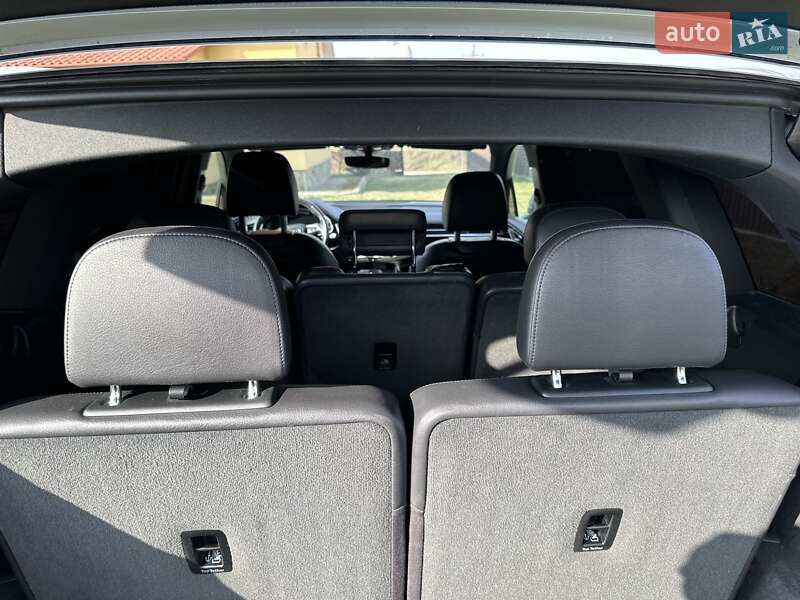 Позашляховик / Кросовер Audi Q7 2016 в Глибокій