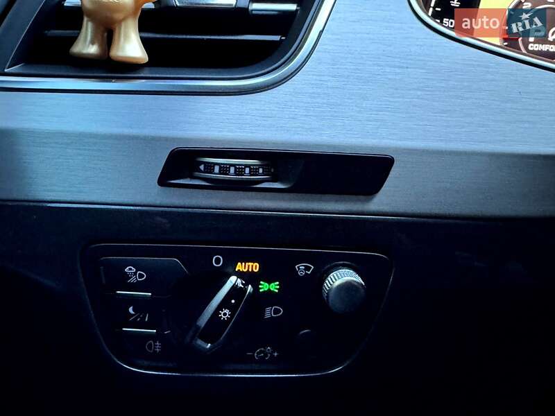 Позашляховик / Кросовер Audi Q7 2017 в Хмельницькому