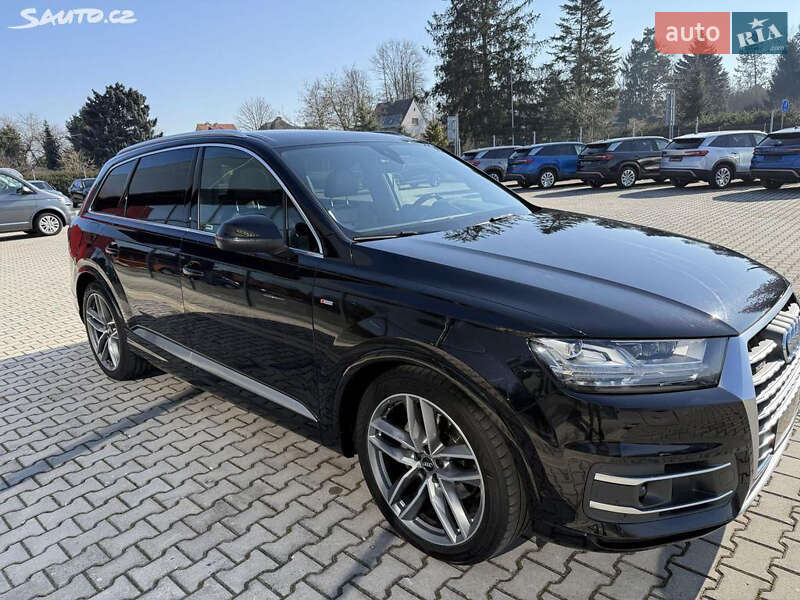 Внедорожник / Кроссовер Audi Q7 2017 в Тернополе