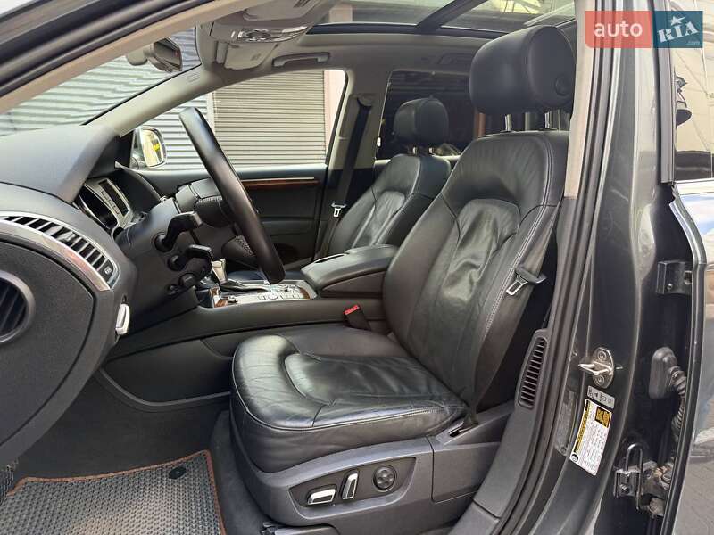 Позашляховик / Кросовер Audi Q7 2014 в Києві