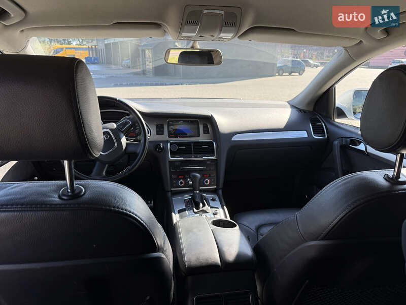 Позашляховик / Кросовер Audi Q7 2011 в Дрогобичі