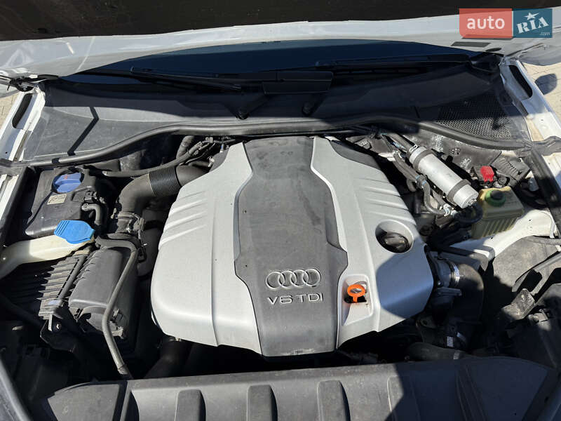 Позашляховик / Кросовер Audi Q7 2011 в Дрогобичі
