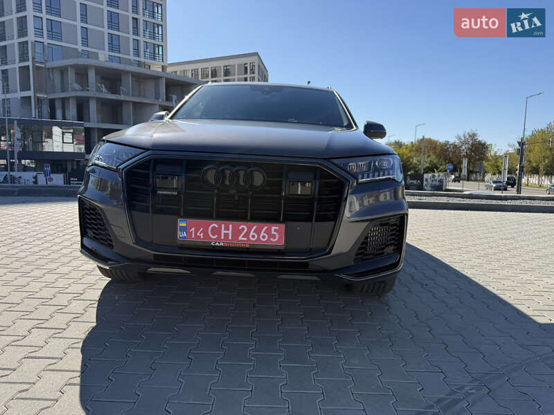 Позашляховик / Кросовер Audi Q7 2020 в Львові