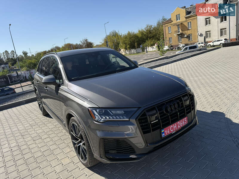 Позашляховик / Кросовер Audi Q7 2020 в Львові