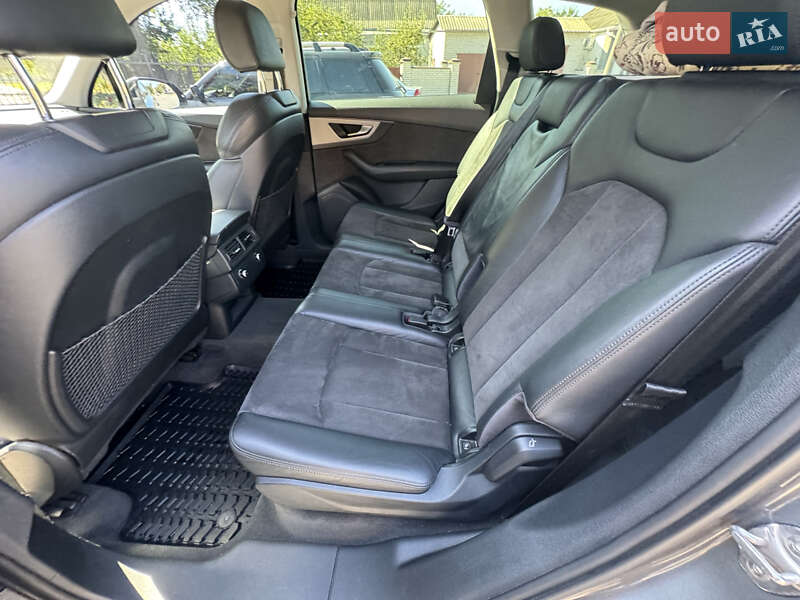 Позашляховик / Кросовер Audi Q7 2016 в Борисполі фото 33 Позашляховик / Кросовер Audi Q7 2016 в Борисполі