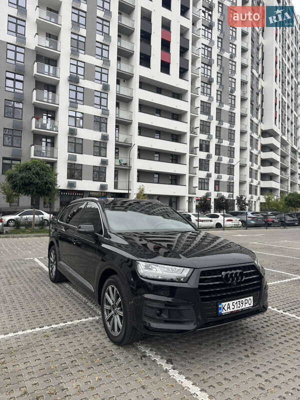 Внедорожник / Кроссовер Audi Q7 2018 в Киеве