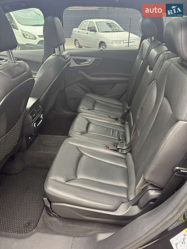 Внедорожник / Кроссовер Audi Q7 2018 в Киеве