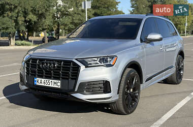Внедорожник / Кроссовер Audi Q7 2021 в Киеве
