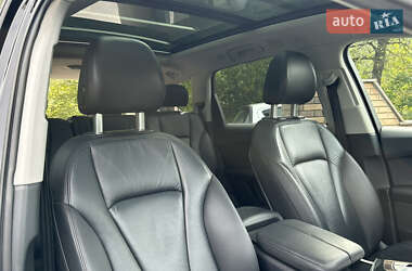 Внедорожник / Кроссовер Audi Q7 2017 в 