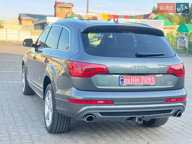 Позашляховик / Кросовер Audi Q7 2014 в Ковелі