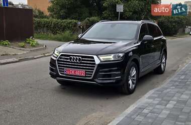Внедорожник / Кроссовер Audi Q7 2018 в 