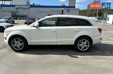 Позашляховик / Кросовер Audi Q7 2008 в 