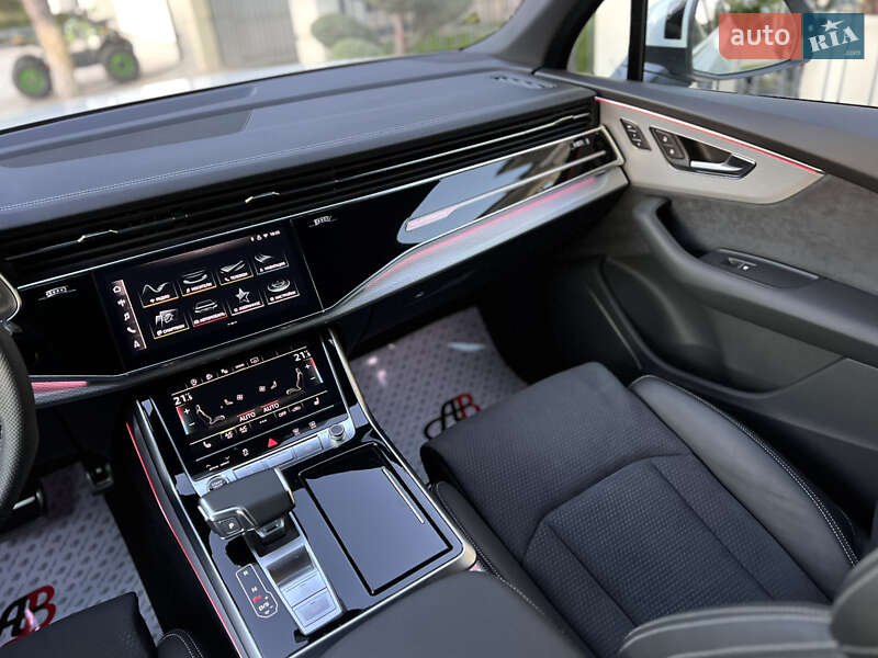 Внедорожник / Кроссовер Audi Q7 2025 в Одессе