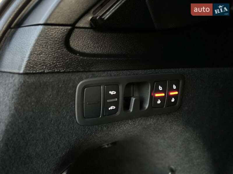 Внедорожник / Кроссовер Audi Q7 2025 в Одессе