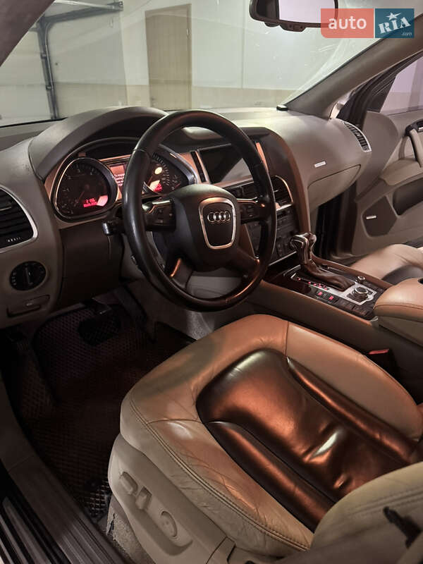 Позашляховик / Кросовер Audi Q7 2008 в Одесі