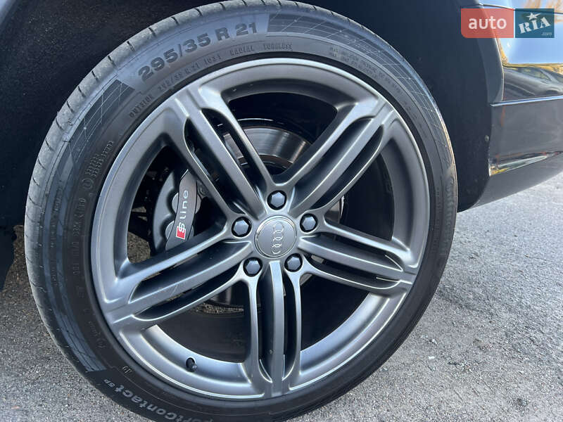 Внедорожник / Кроссовер Audi Q7 2011 в Киеве