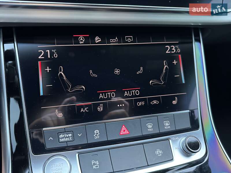 Внедорожник / Кроссовер Audi Q7 2020 в Киеве