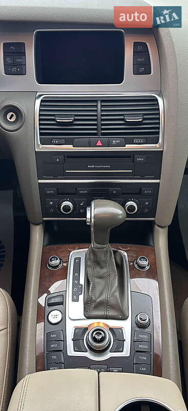 Позашляховик / Кросовер Audi Q7 2012 в Львові