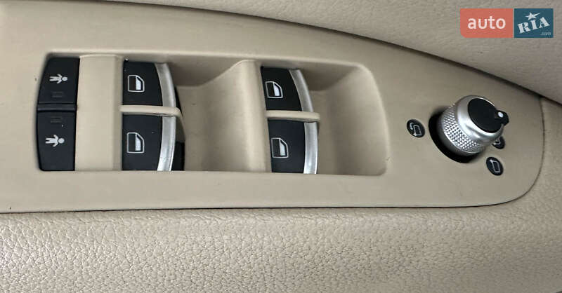 Позашляховик / Кросовер Audi Q7 2012 в Львові