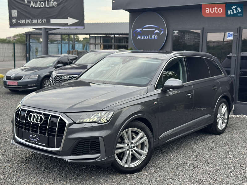 Позашляховик / Кросовер Audi Q7 2020 в Мукачевому