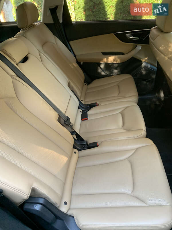 Внедорожник / Кроссовер Audi Q7 2020 в Луцке