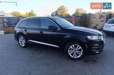 Позашляховик / Кросовер Audi Q7 2016 в 