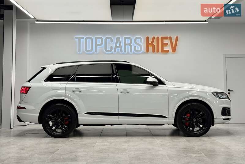 Позашляховик / Кросовер Audi Q7 2018 в Києві