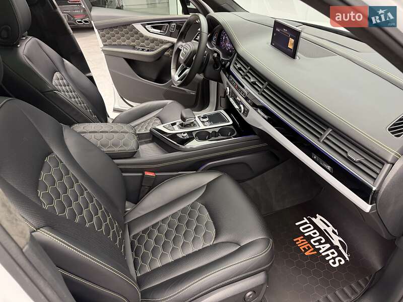 Позашляховик / Кросовер Audi Q7 2018 в Києві