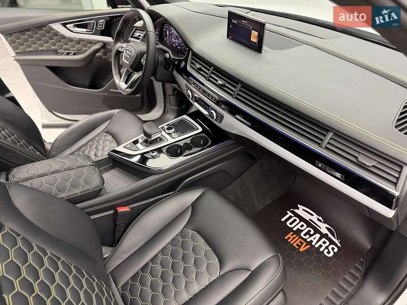Позашляховик / Кросовер Audi Q7 2018 в Києві