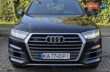 Позашляховик / Кросовер Audi Q7 2016 в 