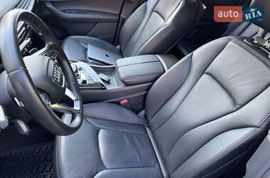 Позашляховик / Кросовер Audi Q7 2016 в 