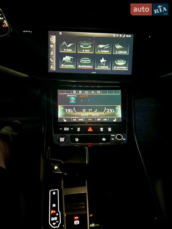 Позашляховик / Кросовер Audi Q7 2022 в Тернополі
