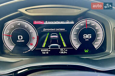 Внедорожник / Кроссовер Audi Q7 2022 в 
