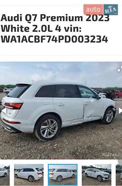 Внедорожник / Кроссовер Audi Q7 2022 в 