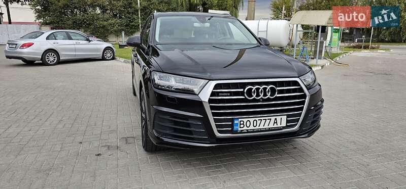 Позашляховик / Кросовер Audi Q7 2016 в Тернополі