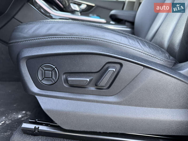 Позашляховик / Кросовер Audi Q7 2019 в Львові