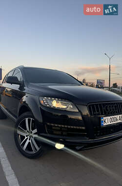 Внедорожник / Кроссовер Audi Q7 2012 в 