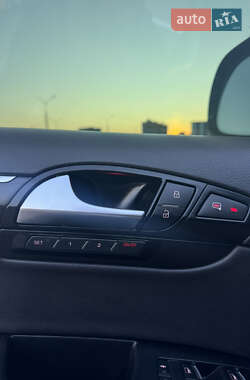Внедорожник / Кроссовер Audi Q7 2012 в 