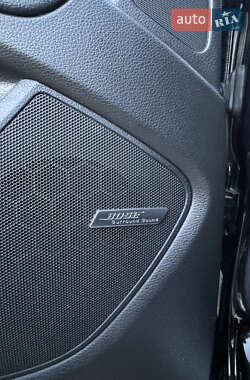 Внедорожник / Кроссовер Audi Q7 2012 в 