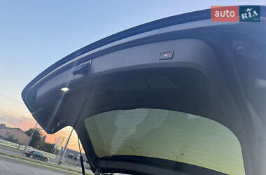 Внедорожник / Кроссовер Audi Q7 2012 в 