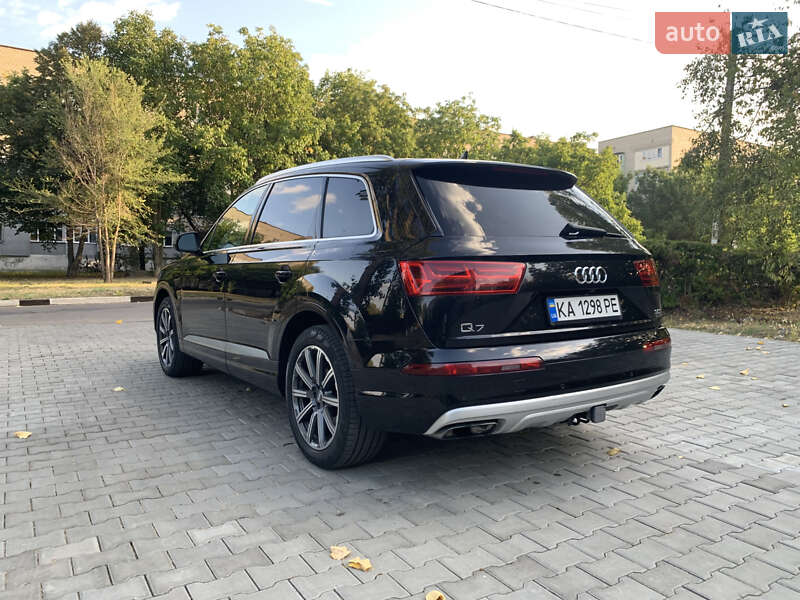 Внедорожник / Кроссовер Audi Q7 2016 в Одессе