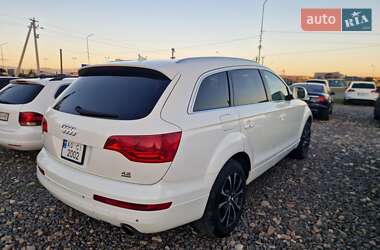 Позашляховик / Кросовер Audi Q7 2007 в 