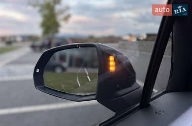 Внедорожник / Кроссовер Audi Q7 2019 в 