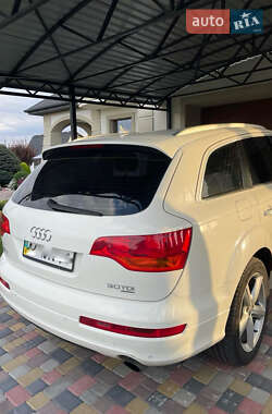 Позашляховик / Кросовер Audi Q7 2008 в 