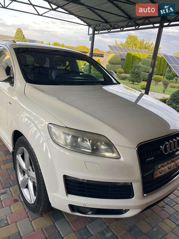Внедорожник / Кроссовер Audi Q7 2008 в Корсуне-Шевченковском